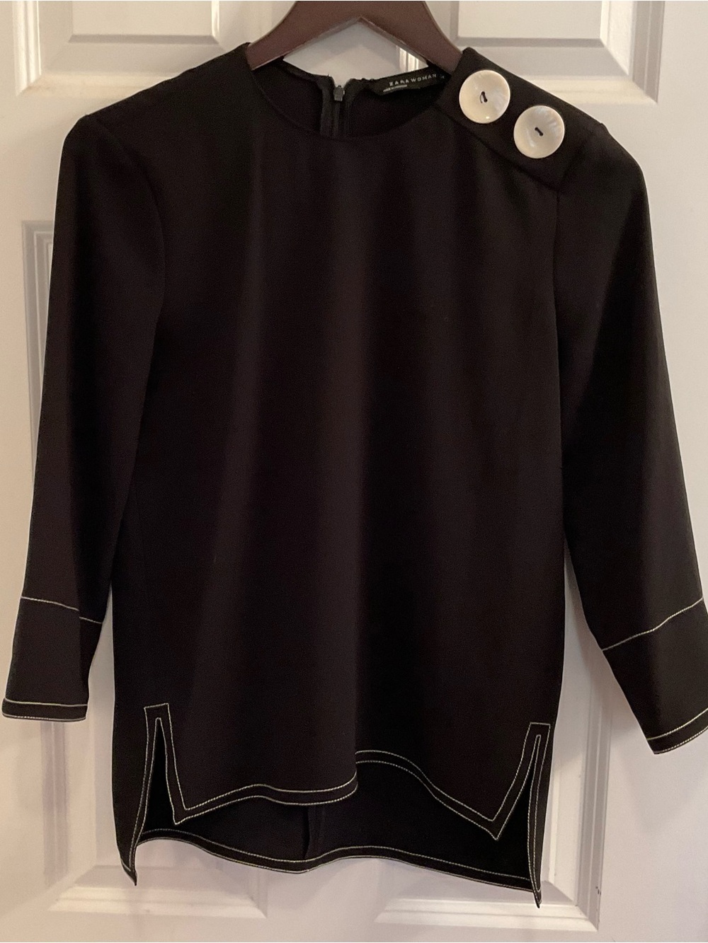 Zara Woman Blouse with Two Shoulder Buttons - NWT - Size XXS - Picture 2 of 9